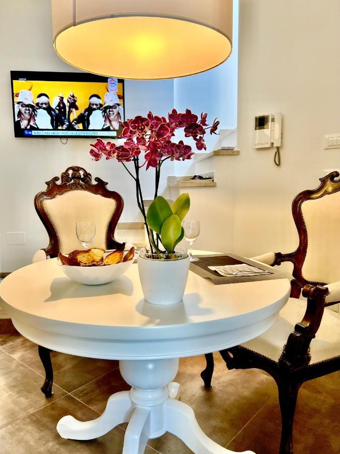 Isabella Suite Marina Di Villa Igiea Палермо Экстерьер фото