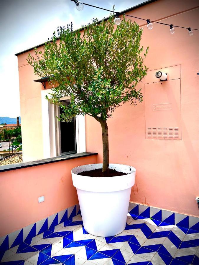 Isabella Suite Marina Di Villa Igiea Палермо Экстерьер фото